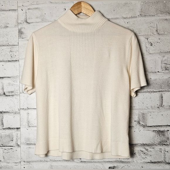 Wardrobe Essentials Petite Sweaters - Wardrobe Essentials Petite Cream Mock Turtleneck Short Sleeve Sweater L